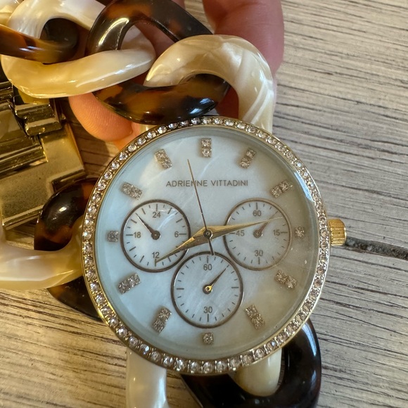 Watch - Picture 3 of 4